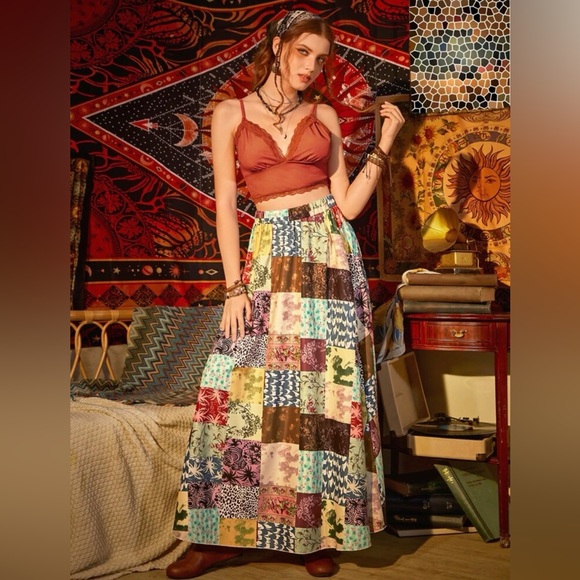 Colorful exotic long dress - Picture 1 of 5